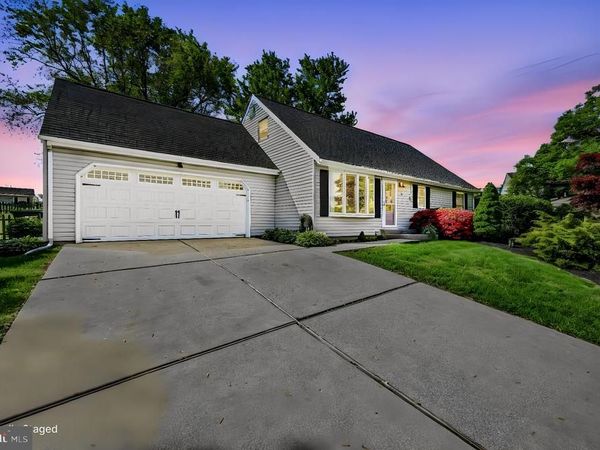 14 CAROUSEL COURT, WILMINGTON, DE 19808