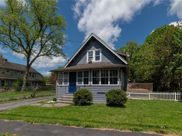 210 Ruhamah Avenue , Syracuse, NY 13205