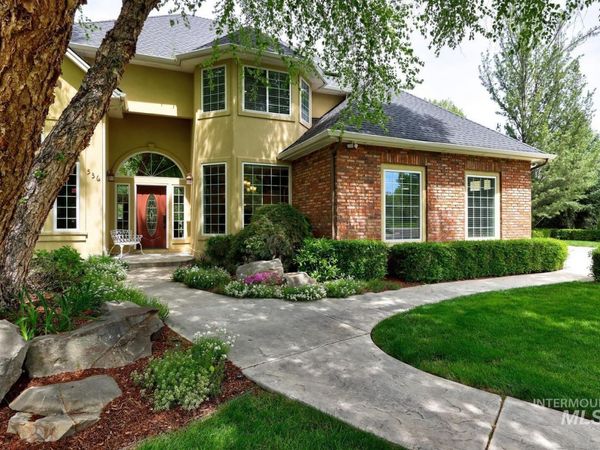 536 W Bogus View Dr, Eagle, ID 83616