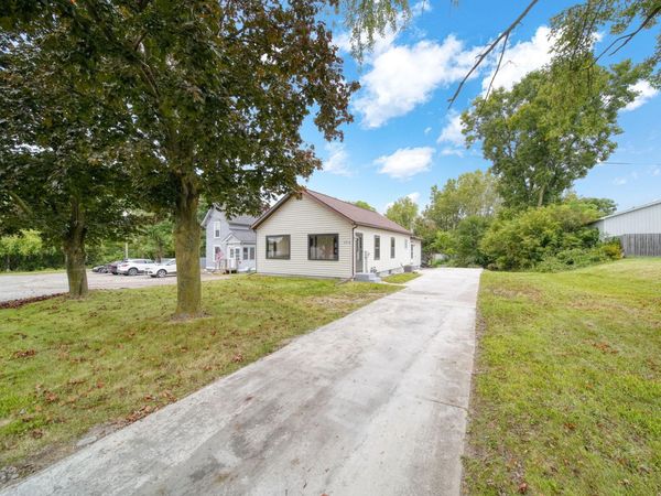 2718 Page Avenue, Jackson, MI 49203