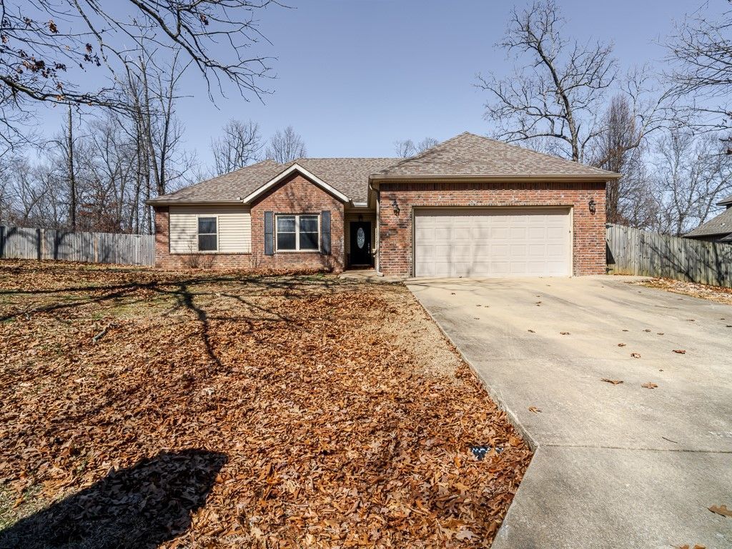 13 Bobwith Lane, Bella Vista, AR 72714 Main Photo