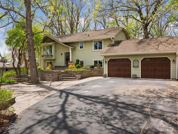 17730 Creek Ridge Pass, Minnetonka, MN 55345