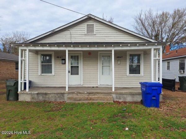 604 Hudson Street, Unit B, Greenville, NC 27834