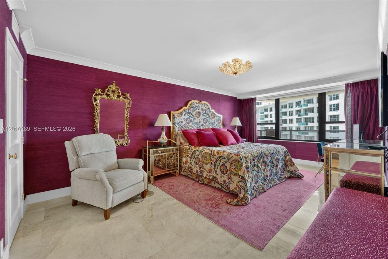 5225 Collins Ave , Unit 1519, Miami Beach, FL 33140 Photo