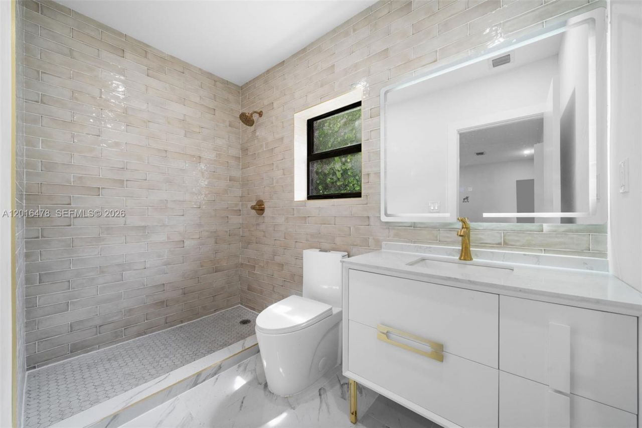 4746 NW 10th Ave , Miami, FL 33127 Photo