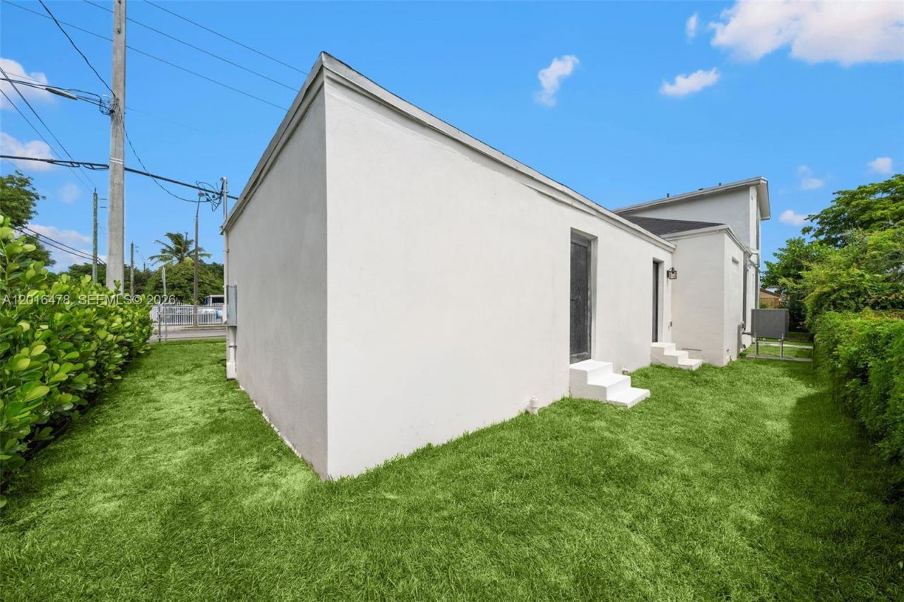 4746 NW 10th Ave , Miami, FL 33127 Photo