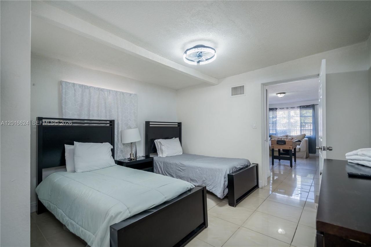 690 E 10th Ave , Unit Front, Hialeah, FL 33010 Photo