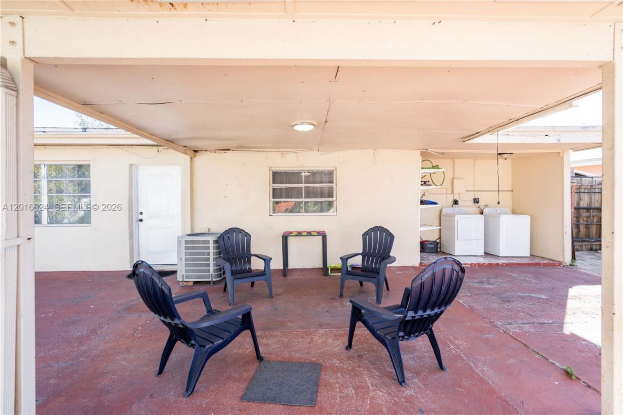 690 E 10th Ave , Unit Front, Hialeah, FL 33010 Photo