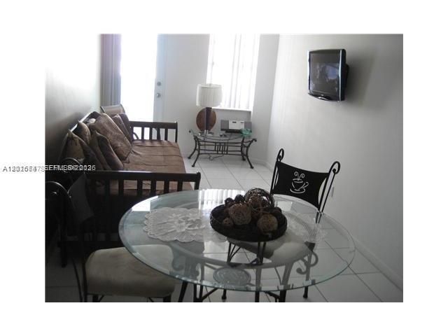 100 Lincoln Rd , Unit 437, Miami Beach, FL 33139 Photo