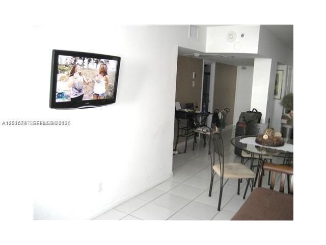 100 Lincoln Rd , Unit 437, Miami Beach, FL 33139 Photo