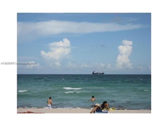 100 Lincoln Rd , Unit 437, Miami Beach, FL 33139 Photo