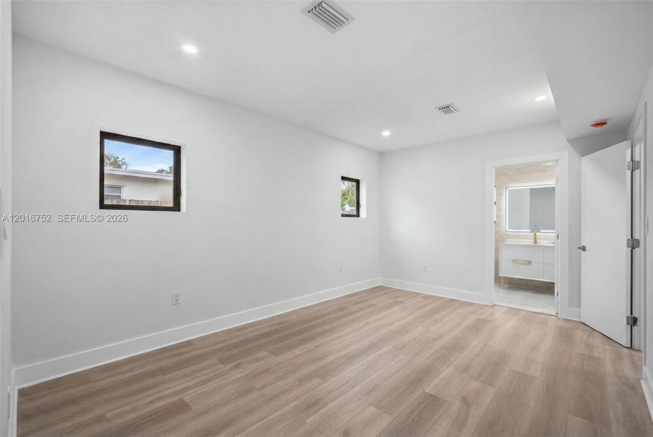 4746 NW 10th Ave , Miami, FL 33127 Photo