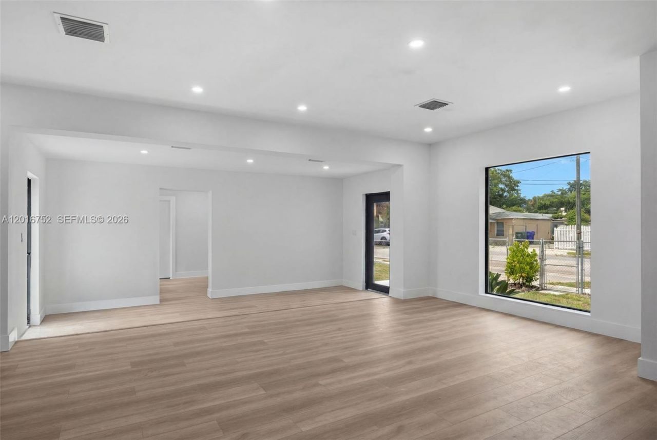 4746 NW 10th Ave , Miami, FL 33127 Photo