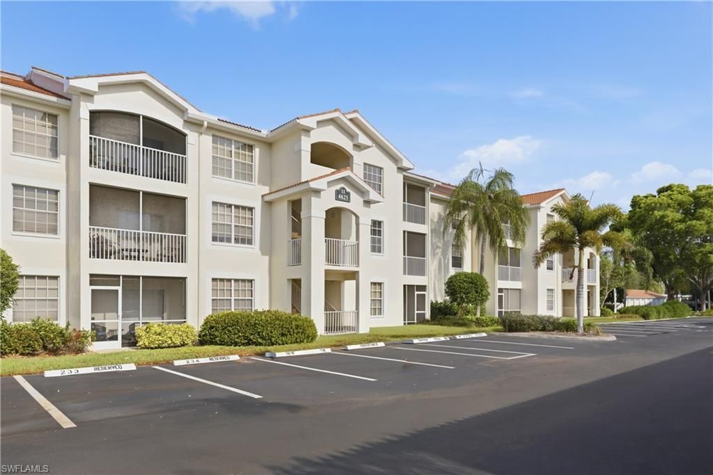 4625 Saint Croix Ln, Unit 1126, Naples, FL 34109 Photo