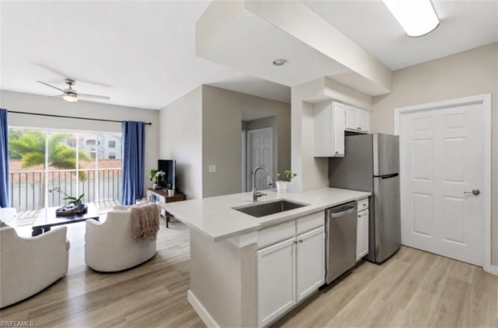 4625 Saint Croix Ln, Unit 1126, Naples, FL 34109 Photo