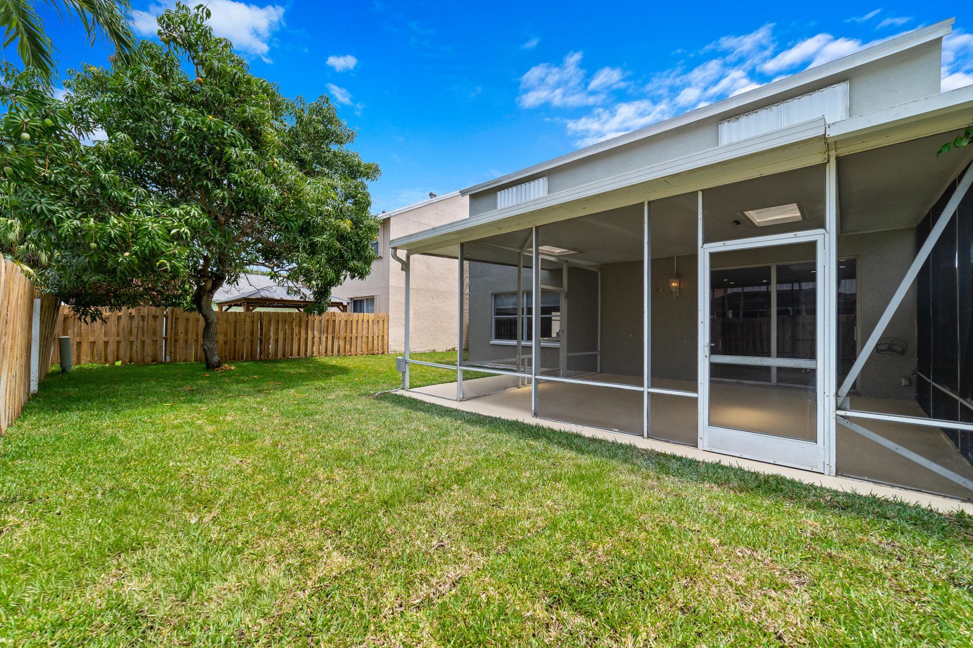 1062 Fairfax Cir W, Boynton Beach, FL 33436 Photo