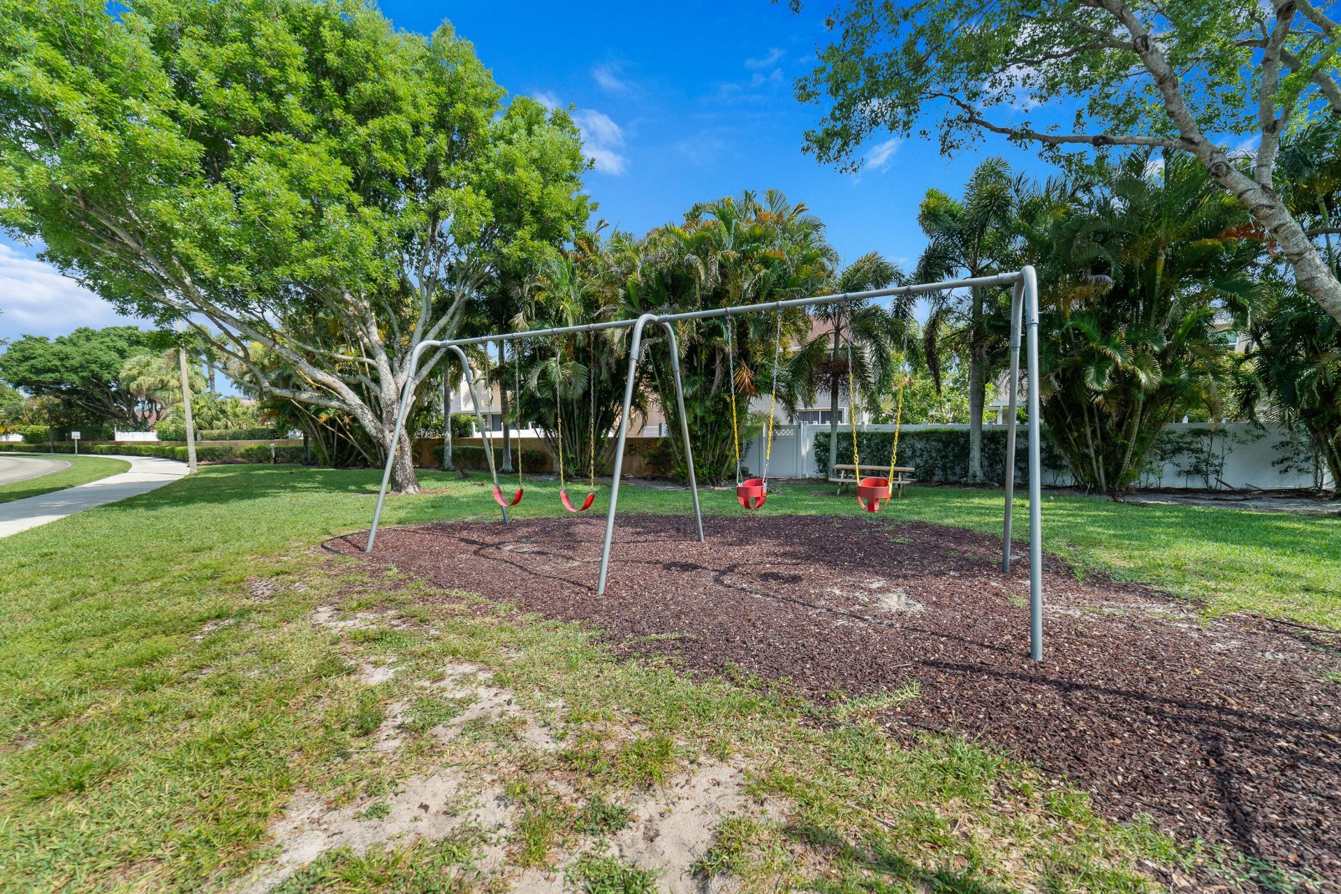 1062 Fairfax Cir W, Boynton Beach, FL 33436 Photo