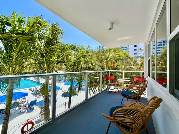 3333 NE 34th Street, Unit 222, Fort Lauderdale, FL 33308