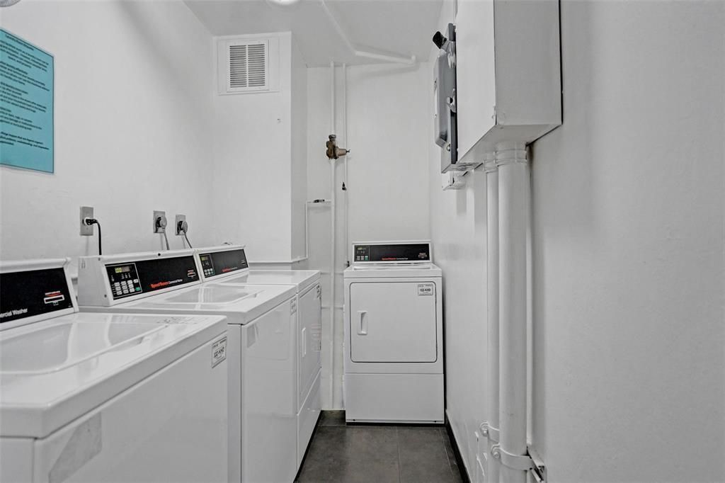 3333 NE 34th Street, Unit 222, Fort Lauderdale, FL 33308 Photo
