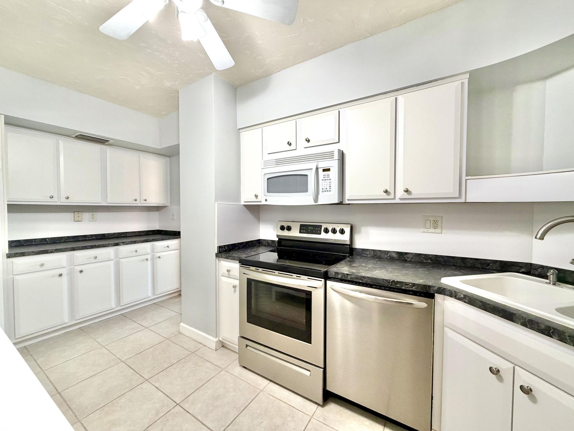 3333 NE 34th Street, Unit 222, Fort Lauderdale, FL 33308 Photo