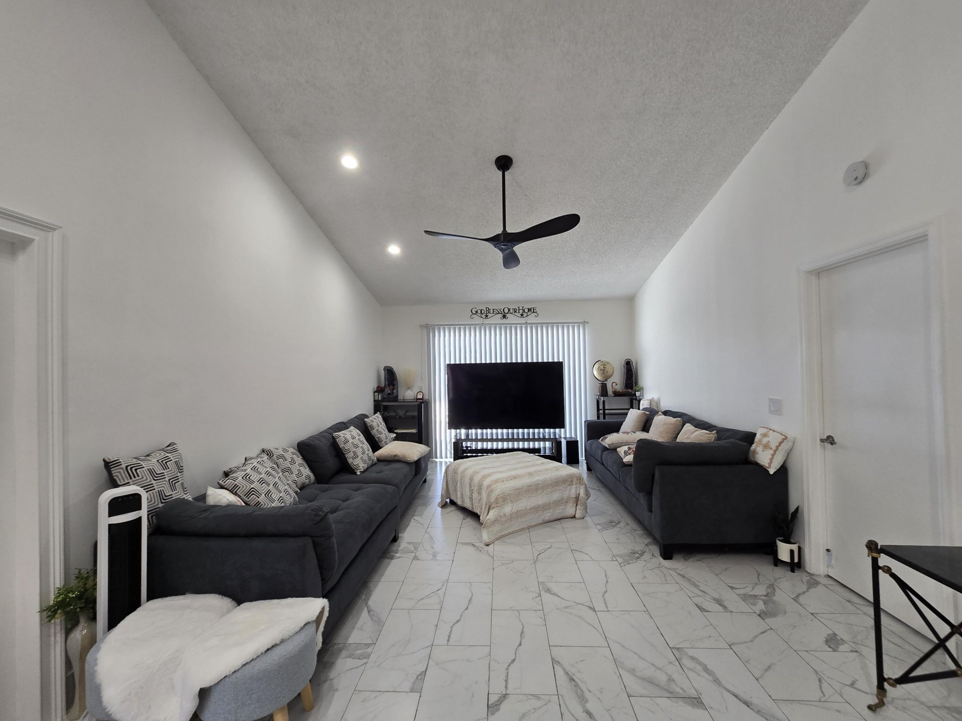 1530 Royal Forest Court, West Palm Beach, FL 33406 Photo
