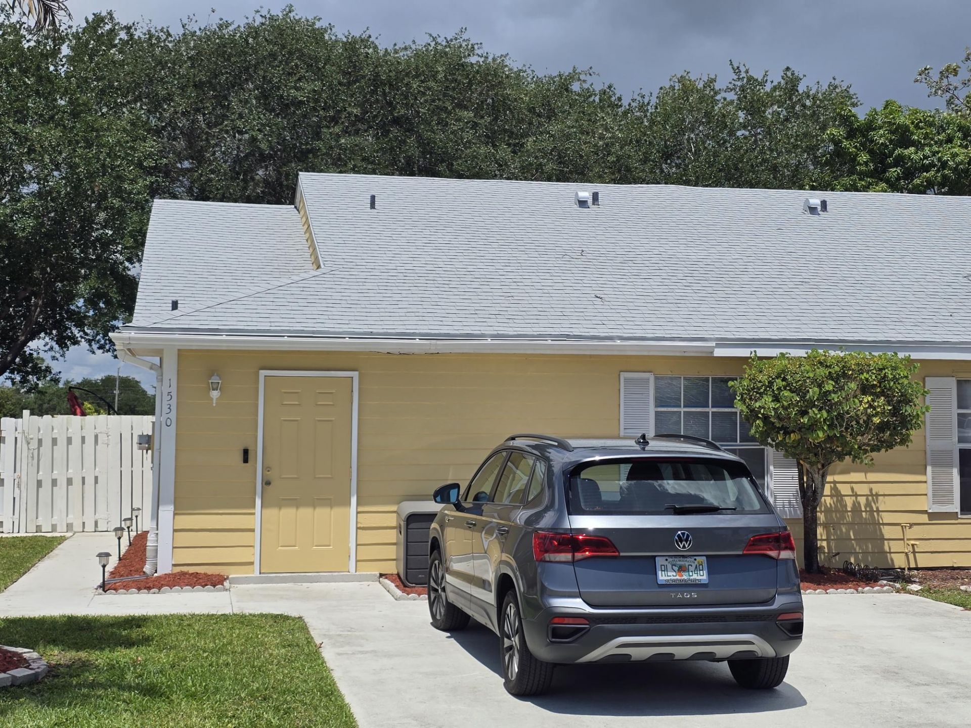 1530 Royal Forest Court, West Palm Beach, FL 33406 Photo