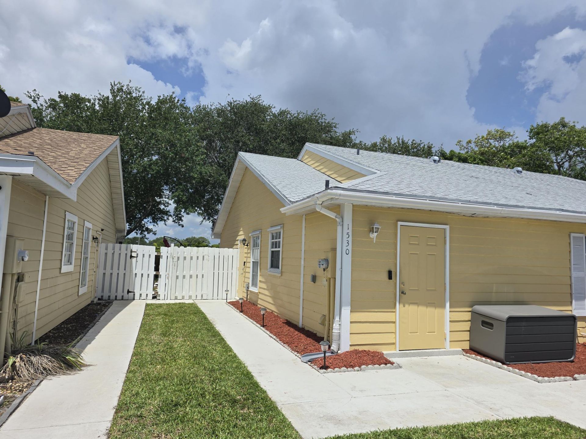 1530 Royal Forest Court, West Palm Beach, FL 33406 Photo