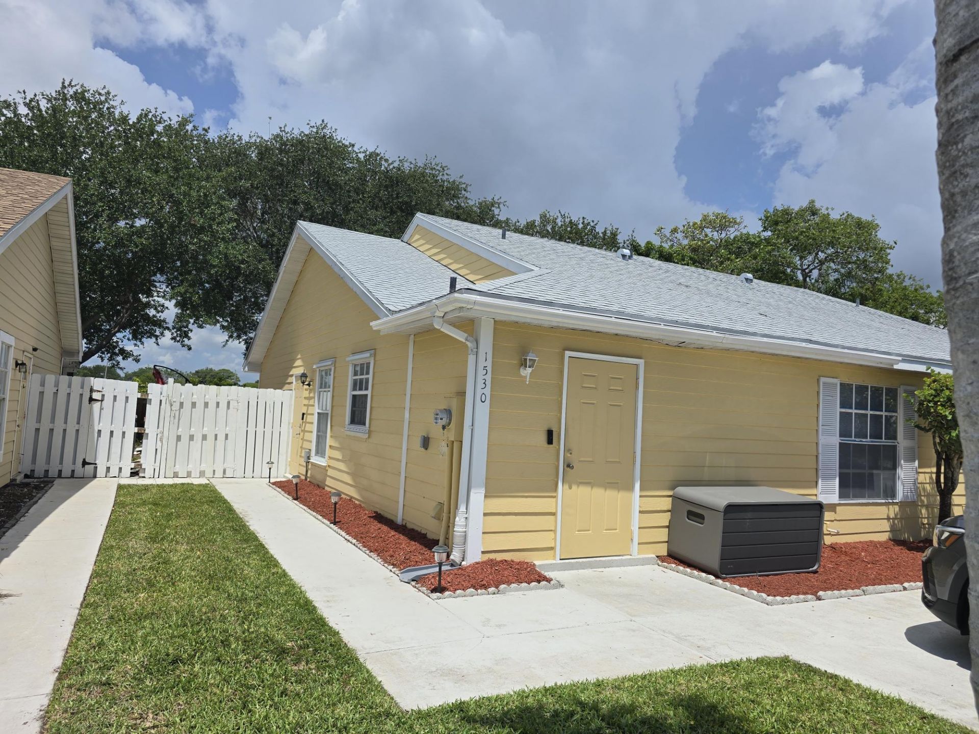 1530 Royal Forest Court, West Palm Beach, FL 33406 Photo