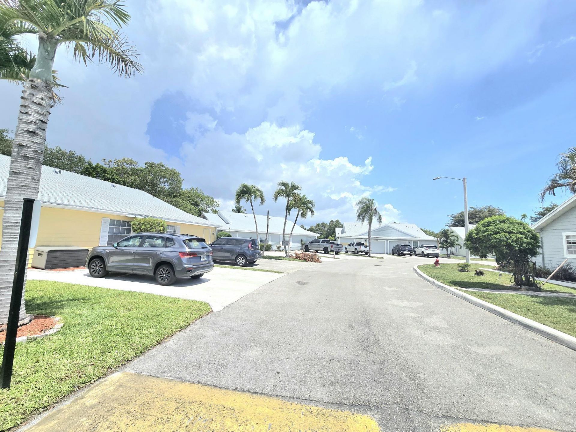 1530 Royal Forest Court, West Palm Beach, FL 33406 Photo