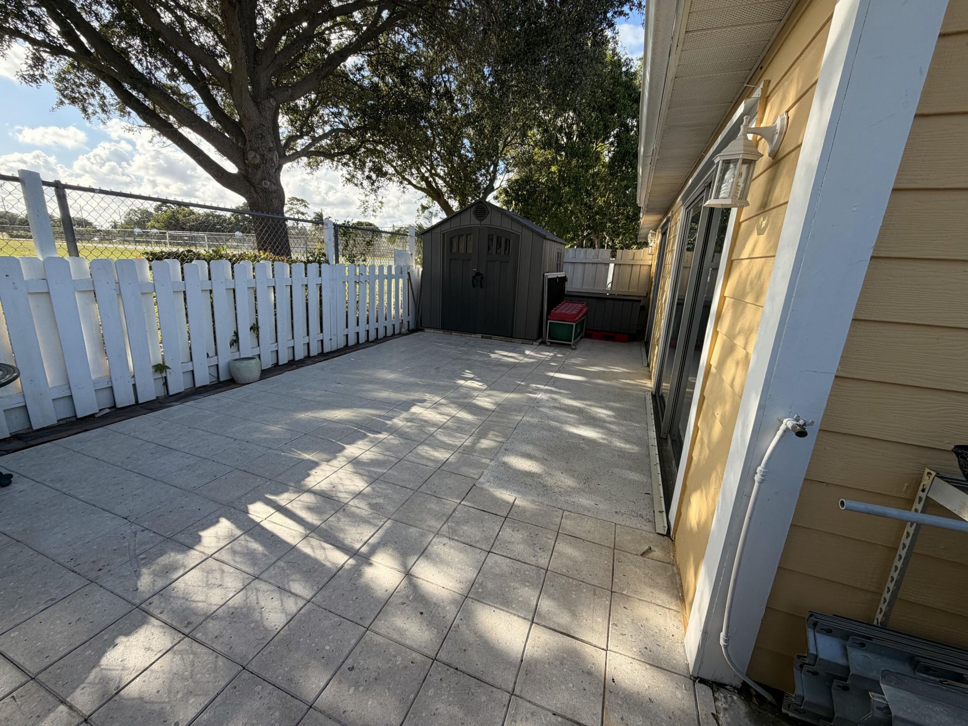 1530 Royal Forest Court, West Palm Beach, FL 33406 Photo
