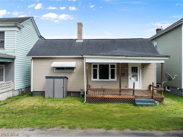 4744 Noble Street , Bellaire, OH 43906