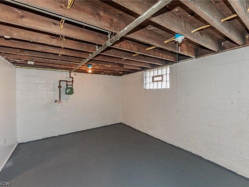 261 Madison Avenue , Akron, OH 44320 Photo 31