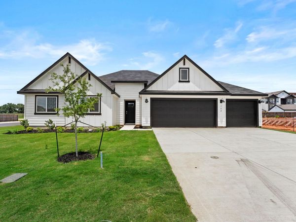 162 Teal ST, Fredericksburg, TX 78624