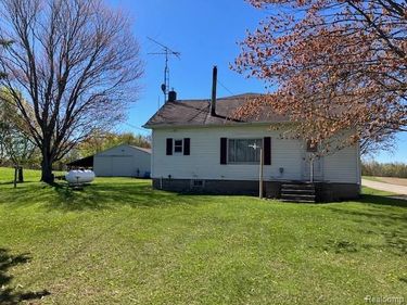 4515 S Bad Axe Road, Bingham Twp, MI 48475