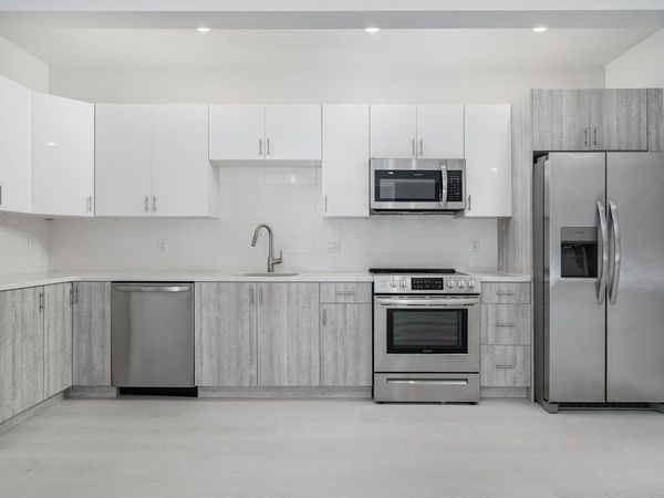 1540 N Shore Road, Unit 205, Revere, MA 02151