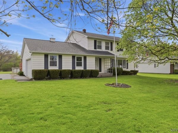 6585 Heather Drive, Lockport, NY 14094
