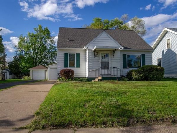 708 Marshall Street, Eau Claire, WI 54703