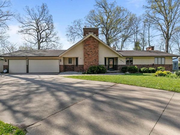1841 EAGLE DRIVE, Neenah, WI 54956