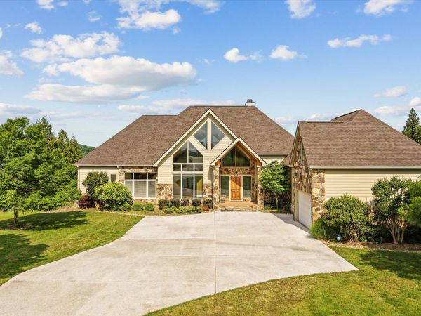 340 W Mountain Drive, Rockwood, TN 37854