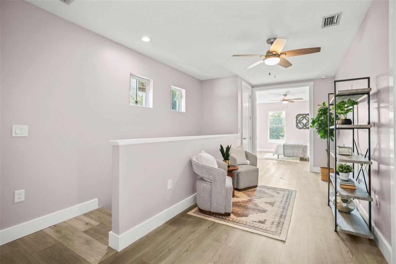 3259 Emerson Avenue S, Saint Petersburg, FL 33712 Photo