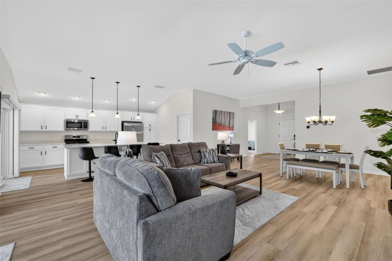 6857 Baysinger Path , The Villages, FL 34762 Photo