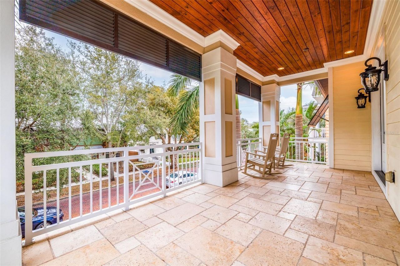 310 8th Avenue N, Saint Petersburg, FL 33701 Photo