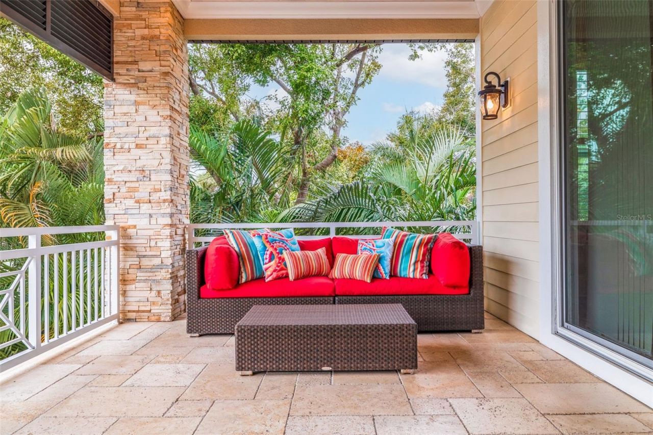 310 8th Avenue N, Saint Petersburg, FL 33701 Photo
