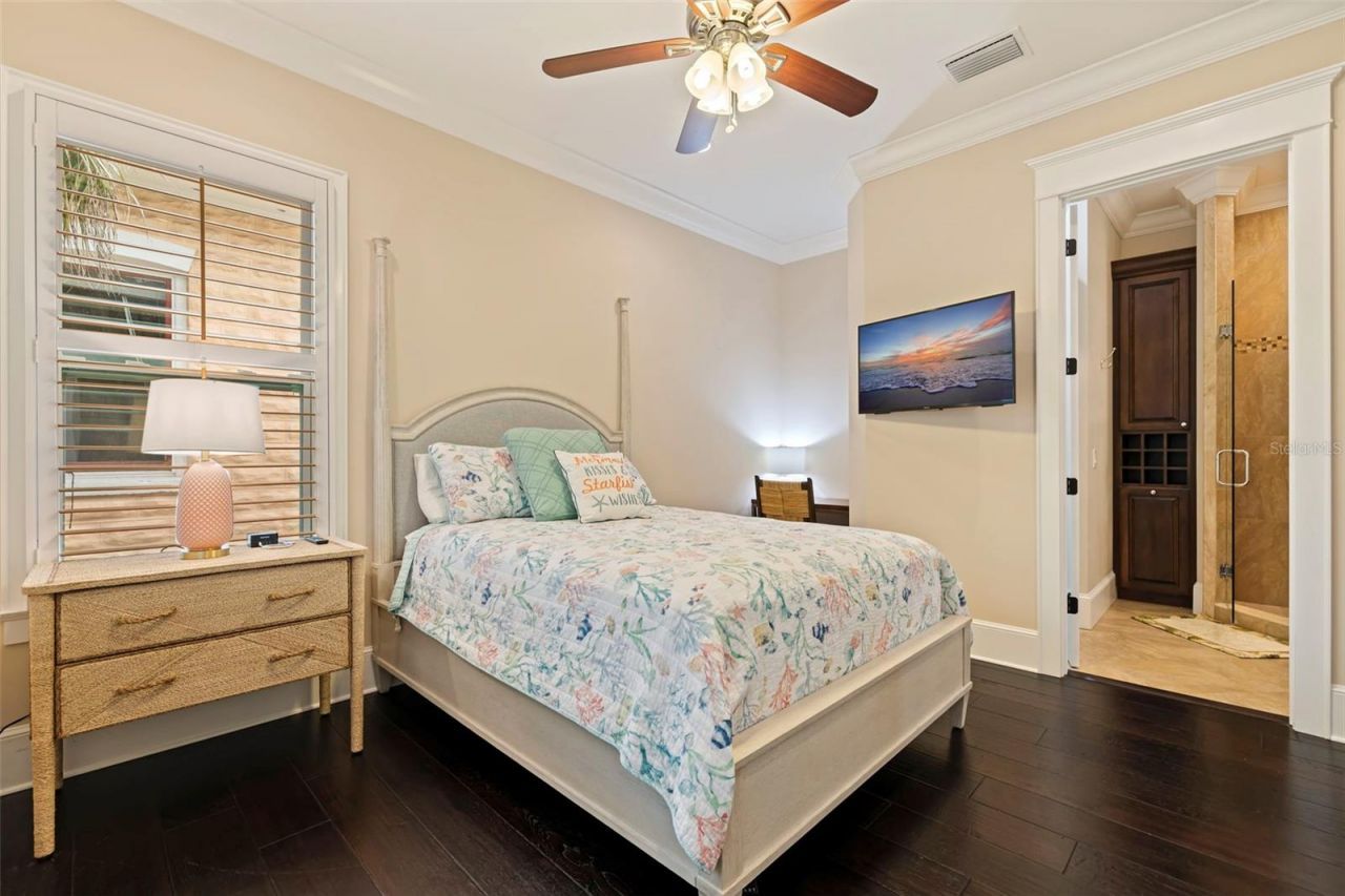 310 8th Avenue N, Saint Petersburg, FL 33701 Photo