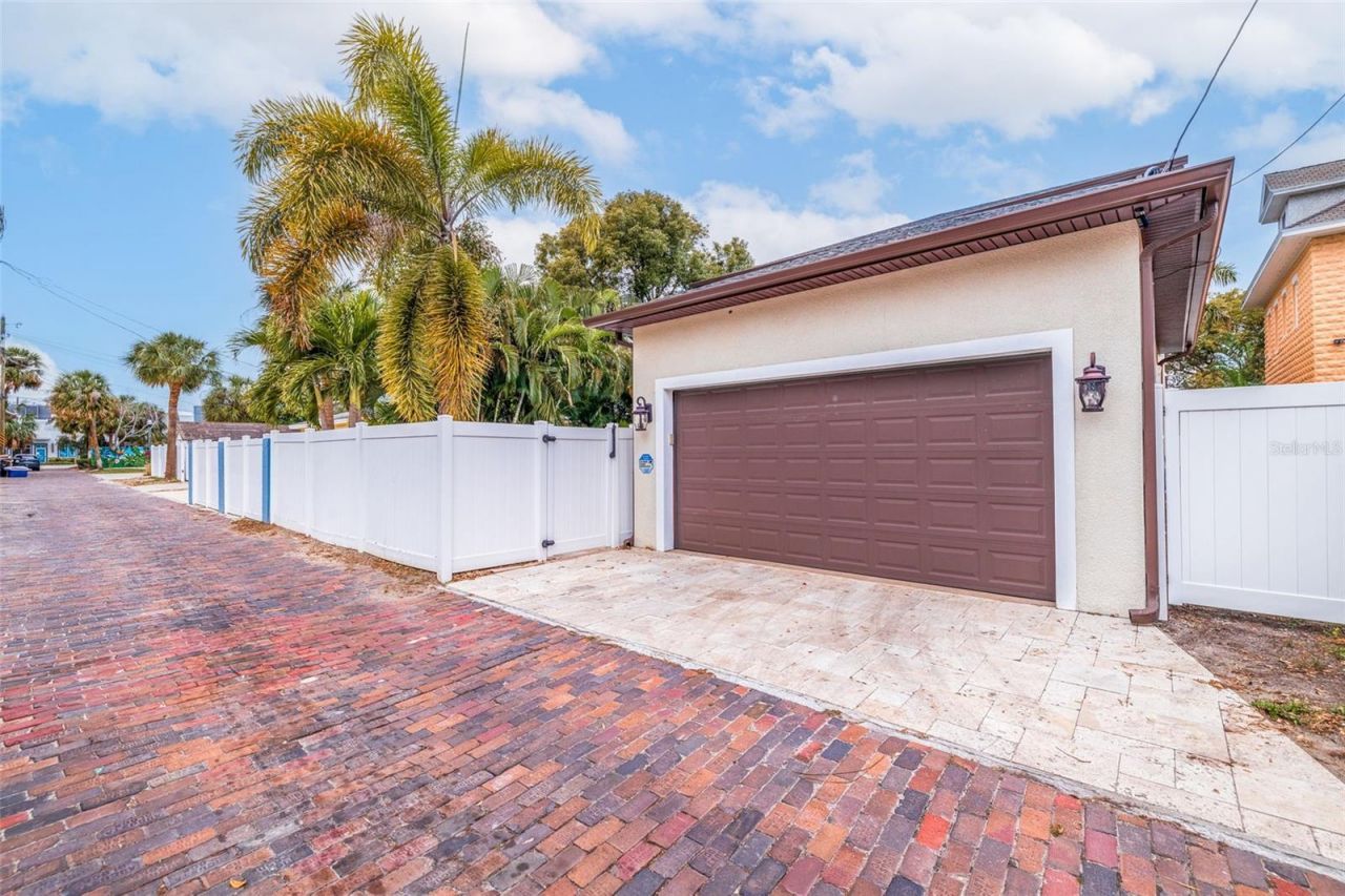 310 8th Avenue N, Saint Petersburg, FL 33701 Photo