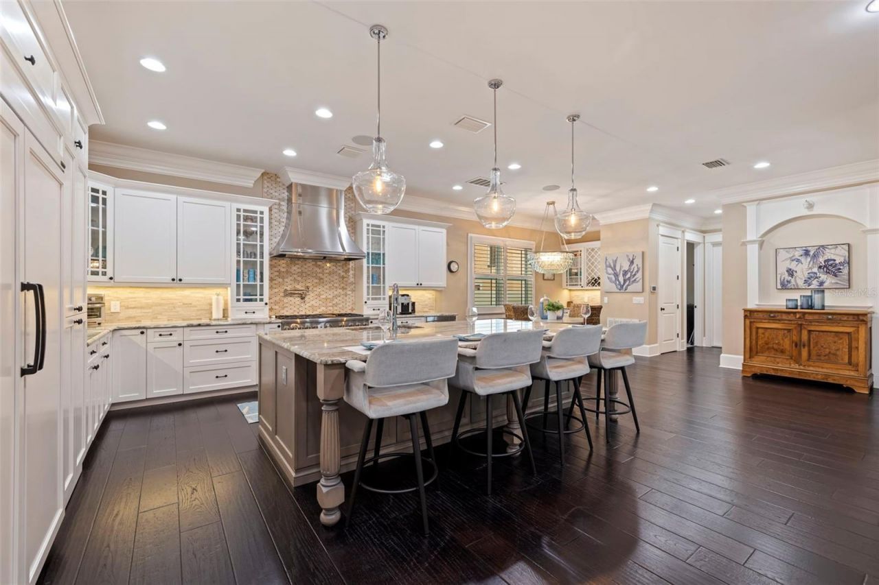 310 8th Avenue N, Saint Petersburg, FL 33701 Photo