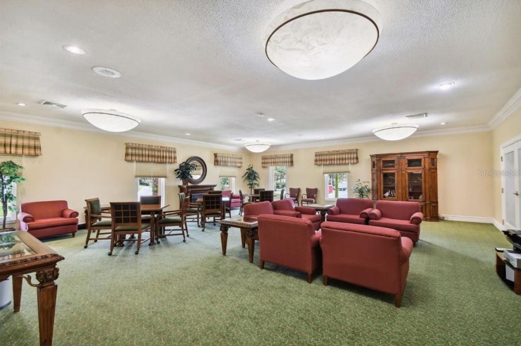 5130 Brittany Drive S, Unit 604, Saint Petersburg, FL 33715 Photo