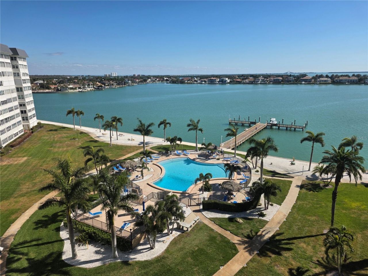 5130 Brittany Drive S, Unit 604, Saint Petersburg, FL 33715 Photo