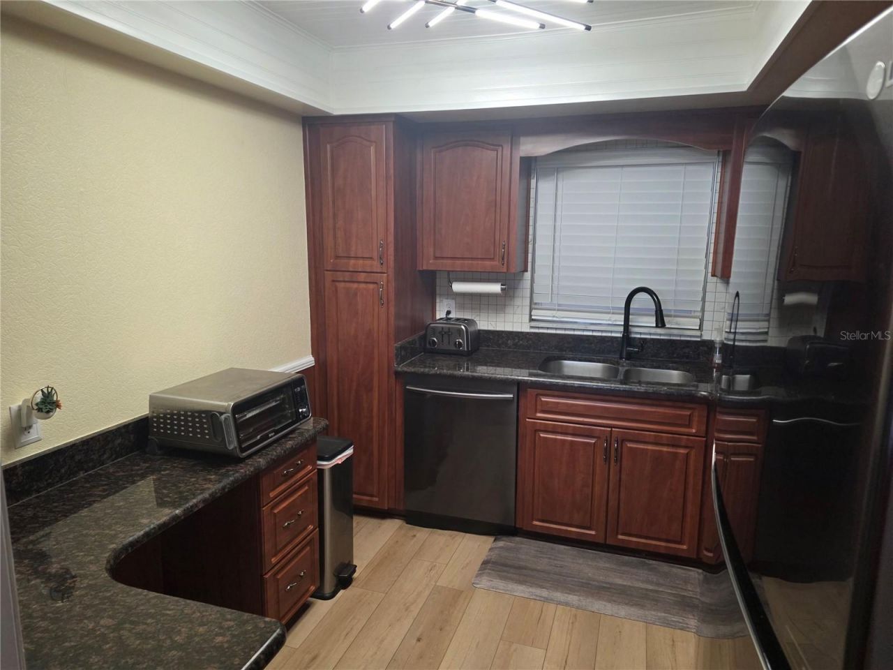 5130 Brittany Drive S, Unit 604, Saint Petersburg, FL 33715 Photo