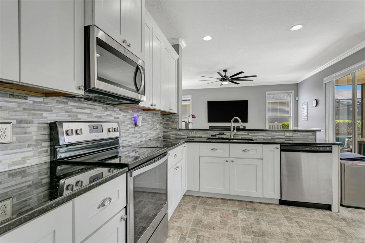 3010 42nd Avenue E, Bradenton, FL 34208 Photo